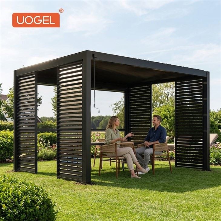 26.8.10-Freestanding Louvered Pergola-1